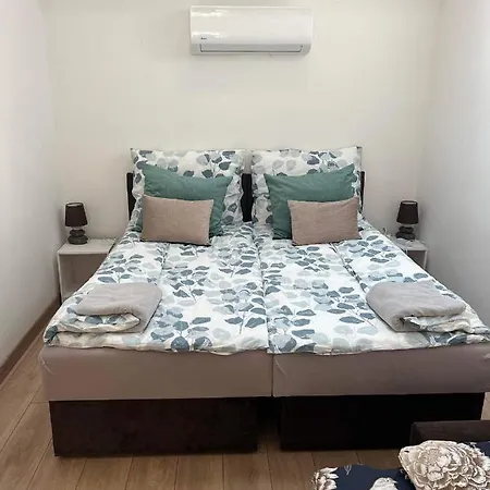Appartement Pap Koez Apartman *