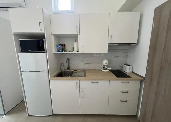 Апартаменты Pap Koez Apartman Шарвар