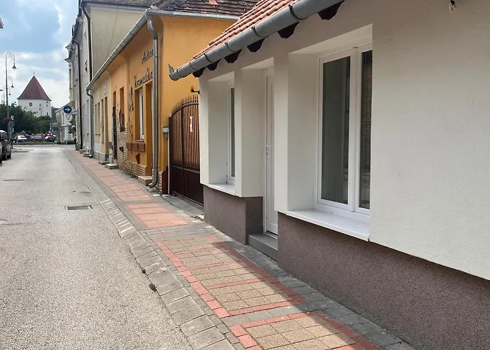 Pap Koez Apartman Апартаменты